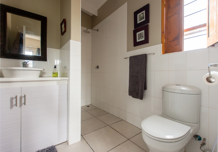 7 Bedroom Property for Sale in Paternoster Western Cape